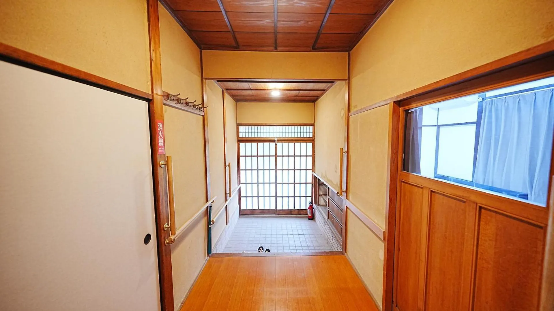 Family Or Business Travel 20 Percent Off丨200 Sqm 丨 14 Min To Shinjuku 丨century-Old Japanese Garden 丨3 Parking Spaces丨4 Bedrooms Tokyo Villa