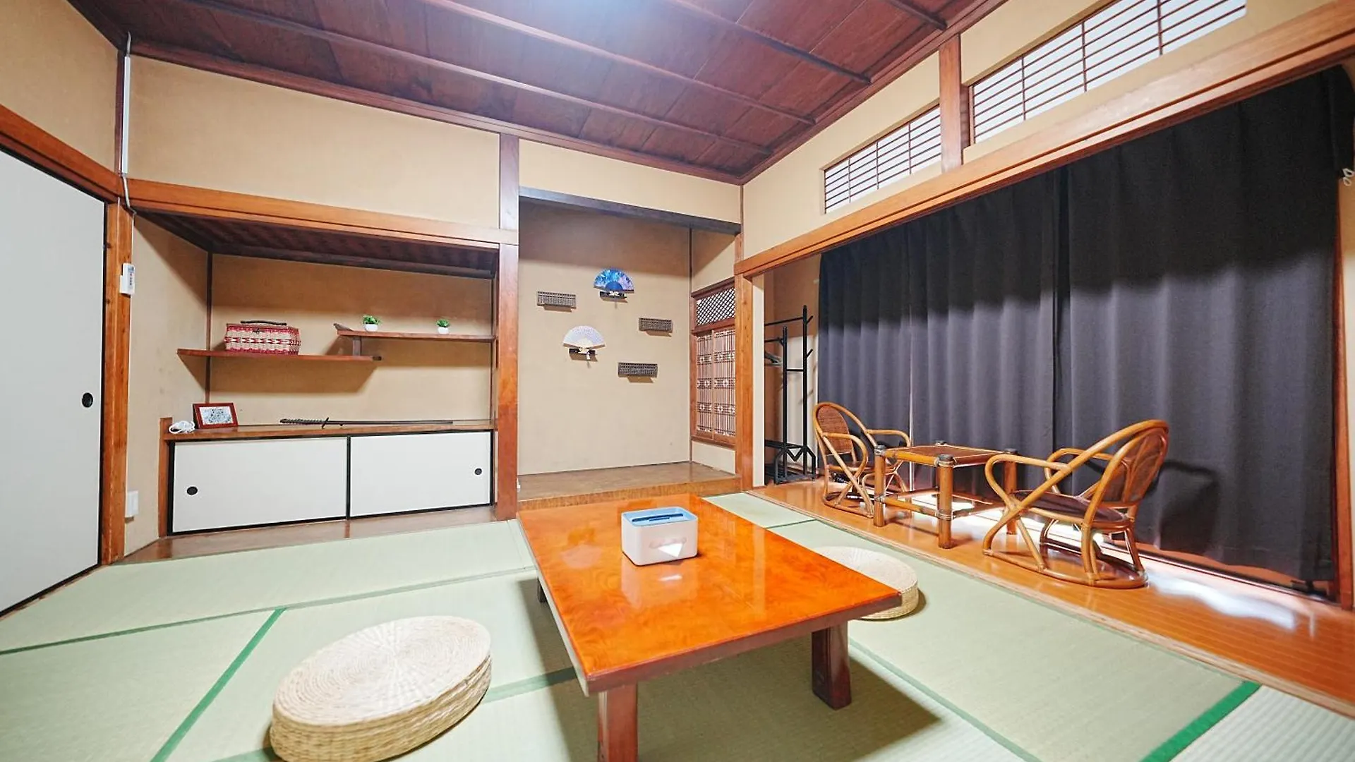 Villa Family Or Business Travel 20 Percent Off丨200 Sqm 丨 14 Min To Shinjuku 丨century-Old Japanese Garden 丨3 Parking Spaces丨4 Bedrooms Tokyo Japan