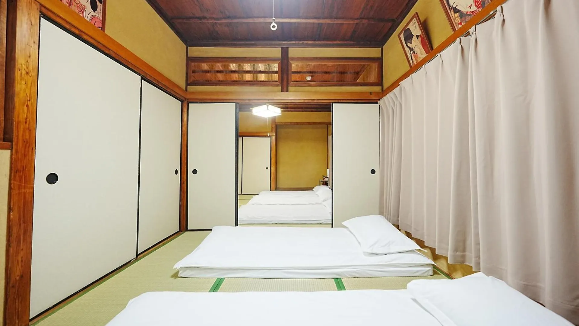 Villa Family Or Business Travel 20 Percent Off丨200 Sqm 丨 14 Min To Shinjuku 丨century-Old Japanese Garden 丨3 Parking Spaces丨4 Bedrooms Tokyo